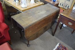 Georgian oak drop leaf table, on tapering supports with pad feet, 122cm wide