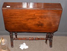 Victorian mahogany Sutherland table of typical form with drop flaps, 68cm long