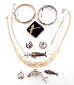 Mixed Lot: 925 stamped fringe necklace, a silver gilt hinged bracelet, a 925 stamped opalescent