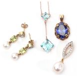 Mixed Lot: modern jewellery to include a 9ct gold and diamond cultured pearl drop pendant, a 9ct