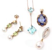 Mixed Lot: modern jewellery to include a 9ct gold and diamond cultured pearl drop pendant, a 9ct
