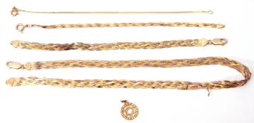 Mixed Lot: a 375 stamped Italian tri-colour necklace and matching bracelet (a/f), two 373 stamped