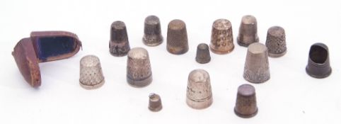 Mixed Lot: thimbles to include 5 hallmarked silver, 8 metal examples and a leather case (void)