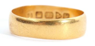 22ct gold wedding ring of plain polished design, Chester 1908, 3.4gms, size M