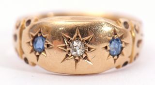 Early 20th century 18ct gold diamond and sapphire ring, the central small old cut diamond between