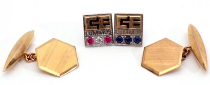 Mixed Lot: pair of 9ct gold cuff links of hexagonal shape, engraved fronts with chain connectors and