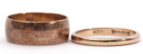 Mixed Lot: 9ct gold wedding ring, Chester 1942, and a 9ct gold wide band ring, Birmingham 1971,