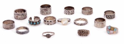 Mixed Lot: 10 hallmarked silver rings, 67.8gms gross weight, together with two 925 rings and three