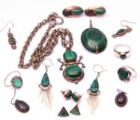 Mixed Lot: modern malachite set jewellery to include pendant, rings, earrings etc