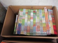 BOX CONTAINING GOOD QUANTITY OF LATE 20TH CENTURY RUPERT ANNUALS