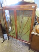 MID-20TH CENTURY BOW FRONT CHINA CABINET, WIDTH APPROX 85CM, WITH TYPICAL DECO STARBURST DESIGN TO