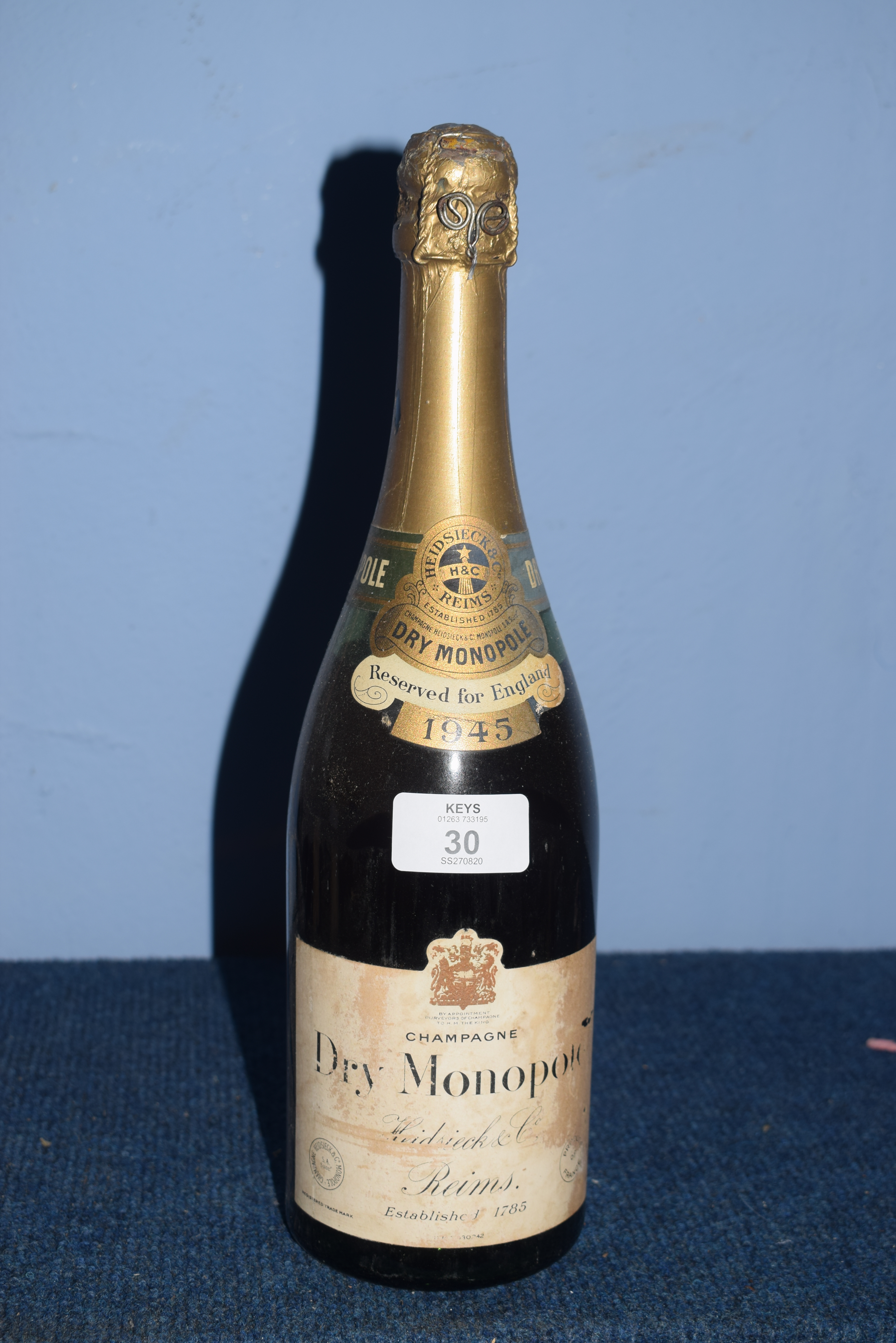 1 bt 1945 Heidsieck Dry Monopole Champagne 20.00