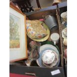 BOX OF VARIOUS SUNDRY CLEARANCE ITEMS INCLUDING BOXED SET OF 1953 CORONATION GLASSES, CARNIVAL GLASS