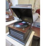 VINTAGE DULCETTO GRAMOPHONE