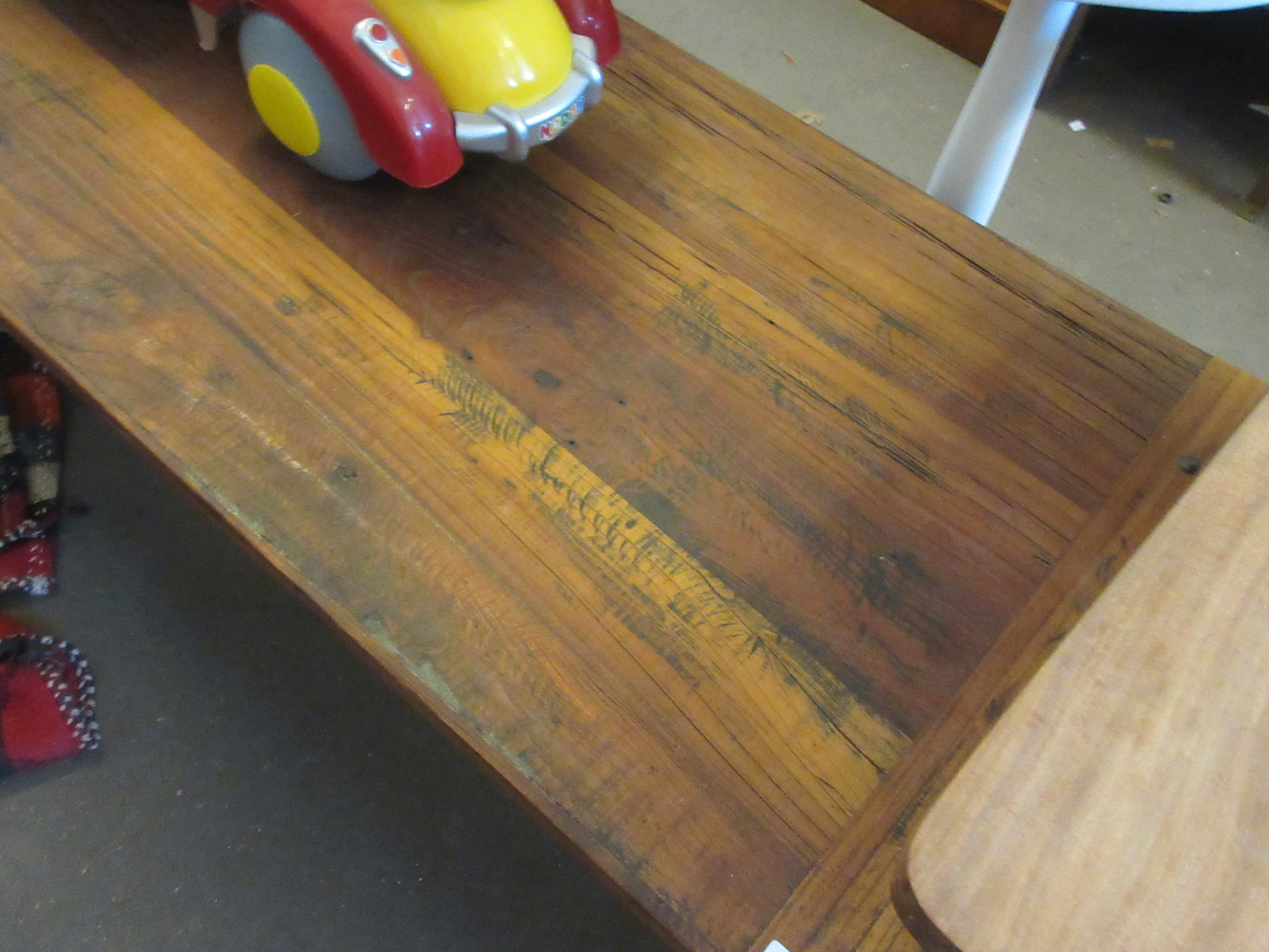 LATE 20TH CENTURY HARDWOOD COFFEE TABLE, LENGTH APPROX 145CM - Image 3 of 3
