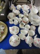 QUANTITY OF VARIOUS FLORAL AND GILT TRIMMED INCLUDING ROYAL CROWN DERBY "DERBY POSIES" TEA WARE ETC