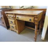 GOOD QUALITY MODERN FOUR-DRAWER KNEEHOLE DESK, 112CM WIDE