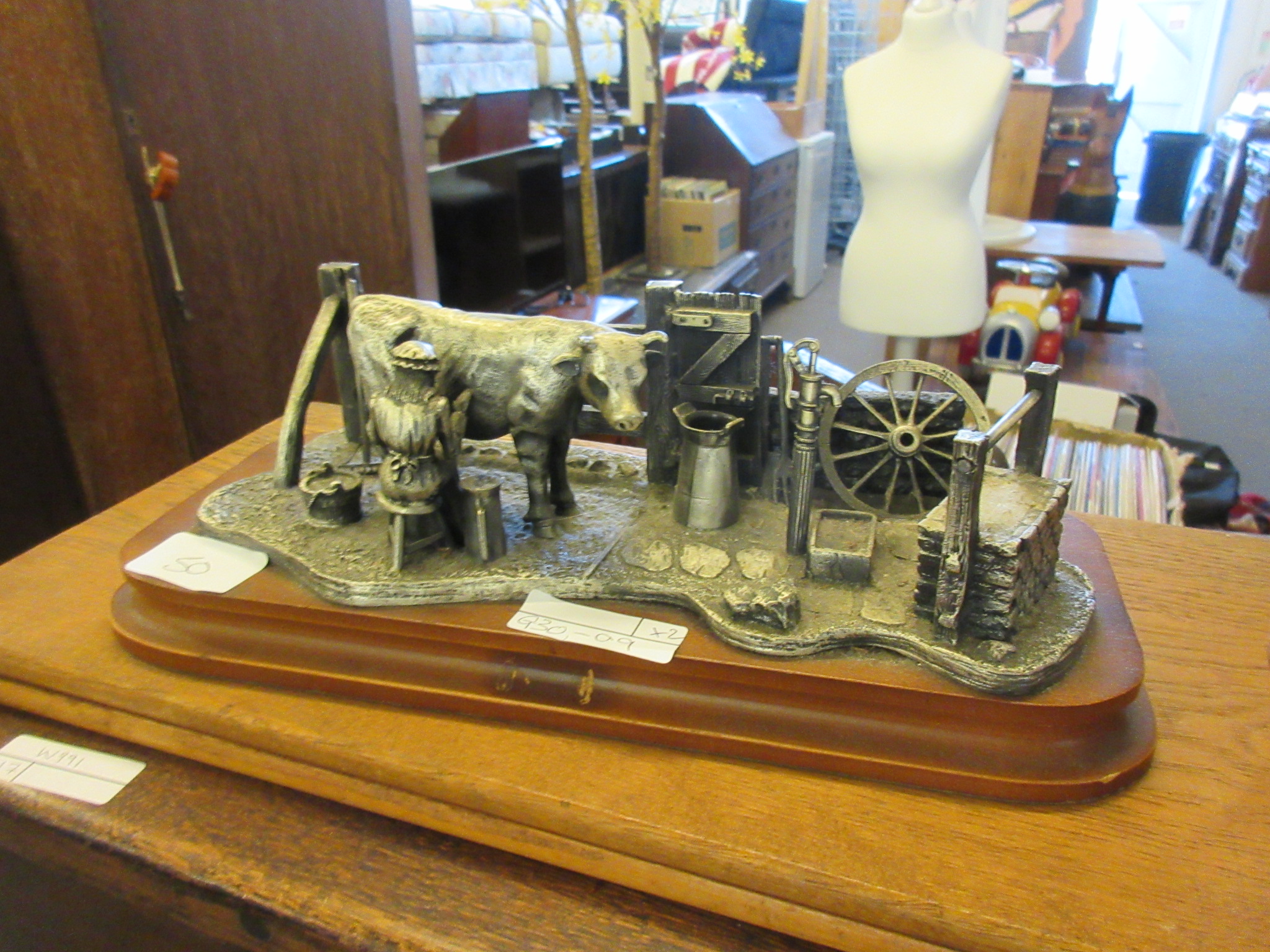 TWO HEAVY MOULDED METAL MODELS DEPICTING FARMYARD SCENES, ONE A SHEPHERD, THE OTHER A MILKING - Image 2 of 3