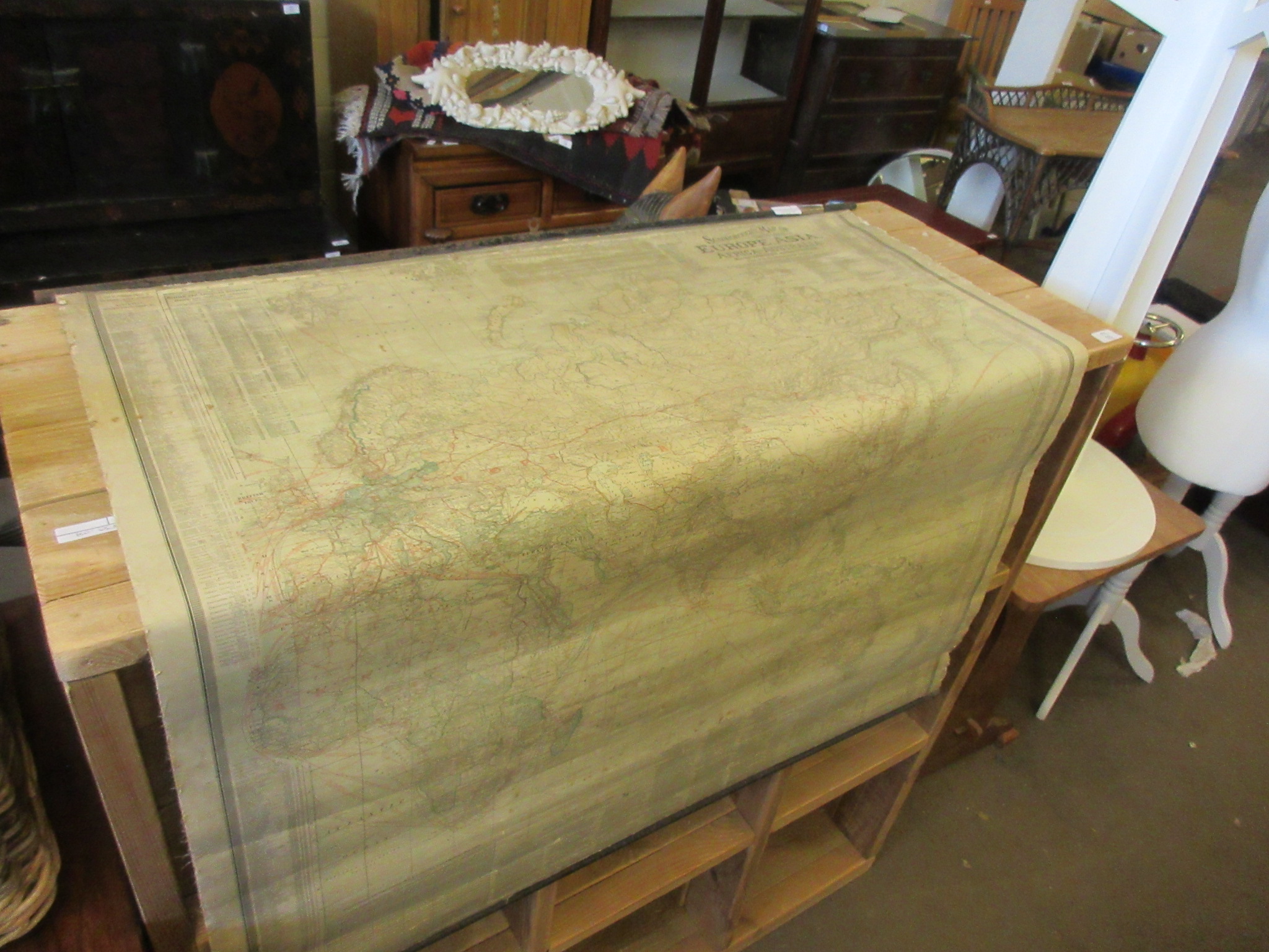 VINTAGE ROLLED SCARBOROUGH’S MAP OF THE WORLD, WIDTH APPROX 101CM