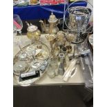 LARGE QUANTITY OF VARIOUS METAL WARES INCLUDING CARVING SET, METAL BUD VASES, GOBLETS, COFFEE POT,