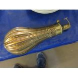 BRASS POWDER FLASK, 20CM MAX