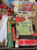 BOX OF VARIOUS VINTAGE GAMES AND JIGSAW PUZZLES INCLUDING WADDINGTONS CINEMASCOPE, RUPERT BEAR ETC