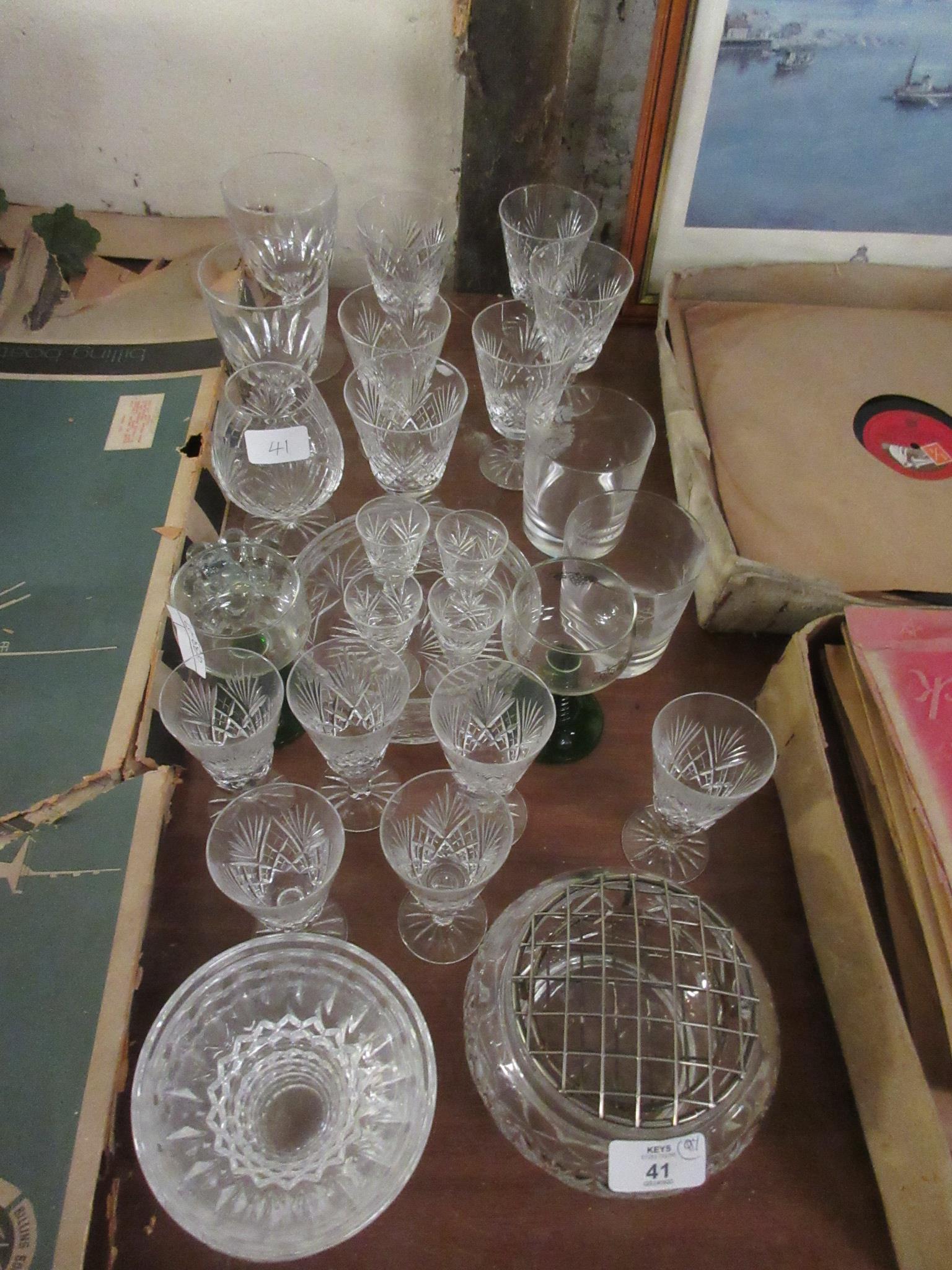 QUANTITY OF HOUSEHOLD GLASS WARE INC LEAD CRYSTAL ETC