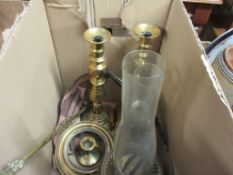 BOX CONTAINING VARIOUS CANDLESTICKS AND LAMPS