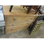 VINTAGE PINE CHEST OF DRAWERS, WIDTH APPROX 90CM