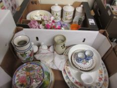 TWO BOXES CONTAINING HOUSEHOLD CERAMICS