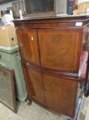 REPRODUCTION MAHOGANY FINISH COCKTAIL CABINET, WIDTH APPROX 72CM