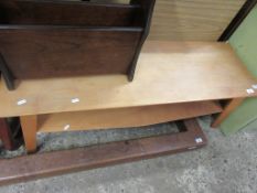 LATE 20TH CENTURY COFFEE TABLE, LENGTH APPROX 117CM