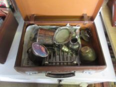 SMALL VINTAGE SUITCASE CONTAINING A COLLECTION OF VARIOUS SILVER PLATED WARES