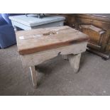 SMALL 19TH CENTURY MILKING STOOL