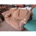 MODERN UPHOLSTERED KNOLE END SOFA IN GILT PATTERNED FABRIC, LENGTH APPROX 204CM