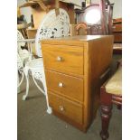 SMALL MID-20TH CENTURY THREE DRAWER BEDSIDE CABINET, WIDTH APPROX 36CM