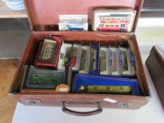 VINTAGE SUITCASE CONTAINING DIE-CAST MODEL VEHICLES BY CORGI, LLEDO ETC