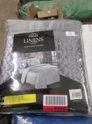 Canora Grey Duvet Cover Set Atlnt Beige in , Super King, RRP £45.99 Size: Kingsize, Colour: Silver