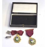 Pair of cased jewels inscribed Beatrus Dare Quam Accipere, both silver gilt