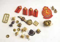 Quantity of 20th century British Army Officers insignia to include 4 x Staff Officer collar