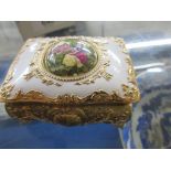 GILT CERAMIC TRINKET BOX