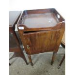 LATE 19TH CENTURY POT CUPBOARD WITH TURNED LEGS, WIDTH APPROX 38CM