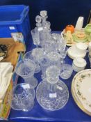 QUANTITY OF CUT GLASS TO INCLUDE DECANTERS ETC