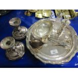 QUANTITY OF SILVER PLATED WARES INCLUDING SALVER, CANDLESTICKS ETC