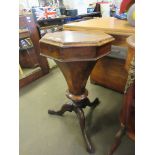 VICTORIAN MAHOGANY SEWING TABLE ON TRIPOD BASE, 75CM HIGH