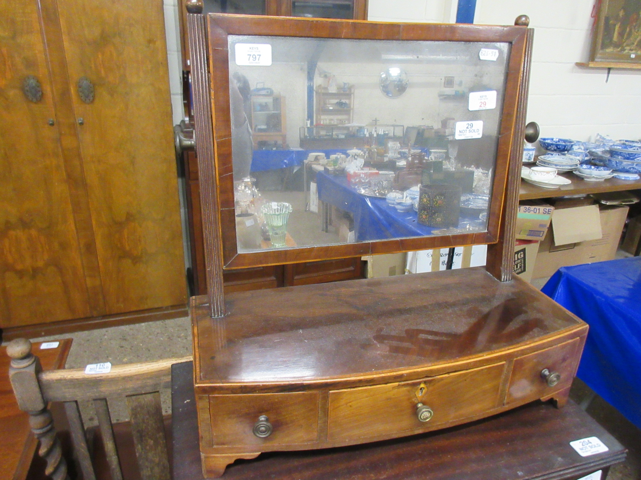EARLY 20TH CENTURY TOILET MIRROR WITH THREE DRAWERS BENEATH, WIDTH APPROX 46CM