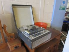 VINTAGE TRUVOX ENGLISH RECORDING PLAY BACK PLAYER DEVICE