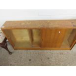 MID-20TH CENTURY OAK WALL CABINET, WIDTH APPROX 131CM