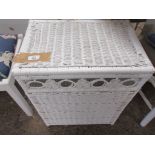 CLOTHES BASKET, WIDTH APPROX 46CM