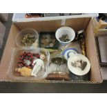 BOX CONTAINING MIXED SUNDRIES TO INCLUDE OLD COINS, BELL, BRACELETS ETC